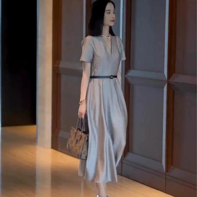 欧洲站2025新款茶歇法式高级感长裙气质高冷御姐风灰色连衣裙女夏