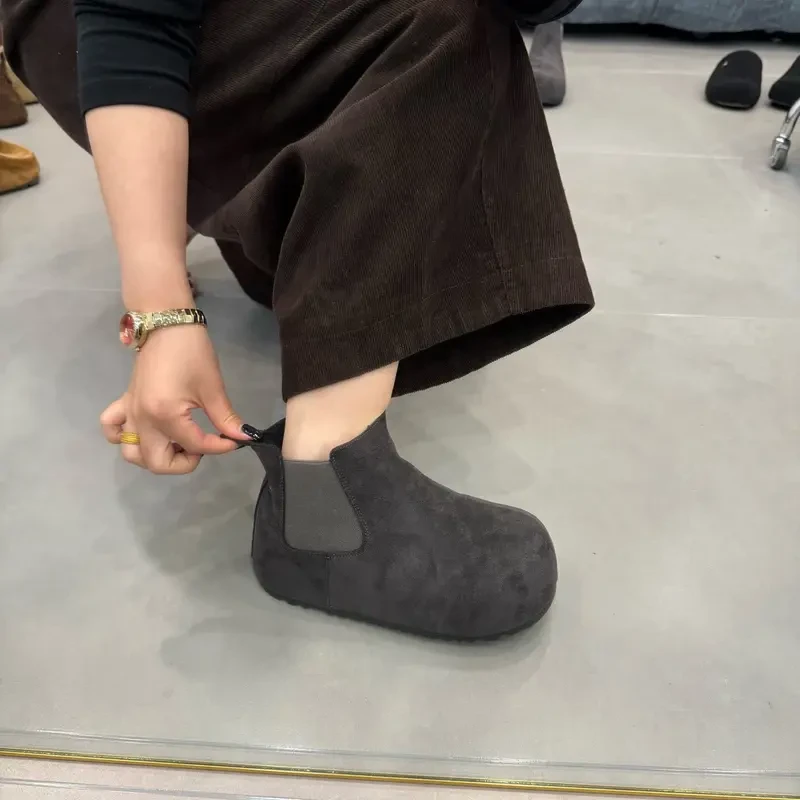 欧洲站英伦风复古磨砂皮圆厚底马丁靴2025年冬季丑萌大勃肯靴