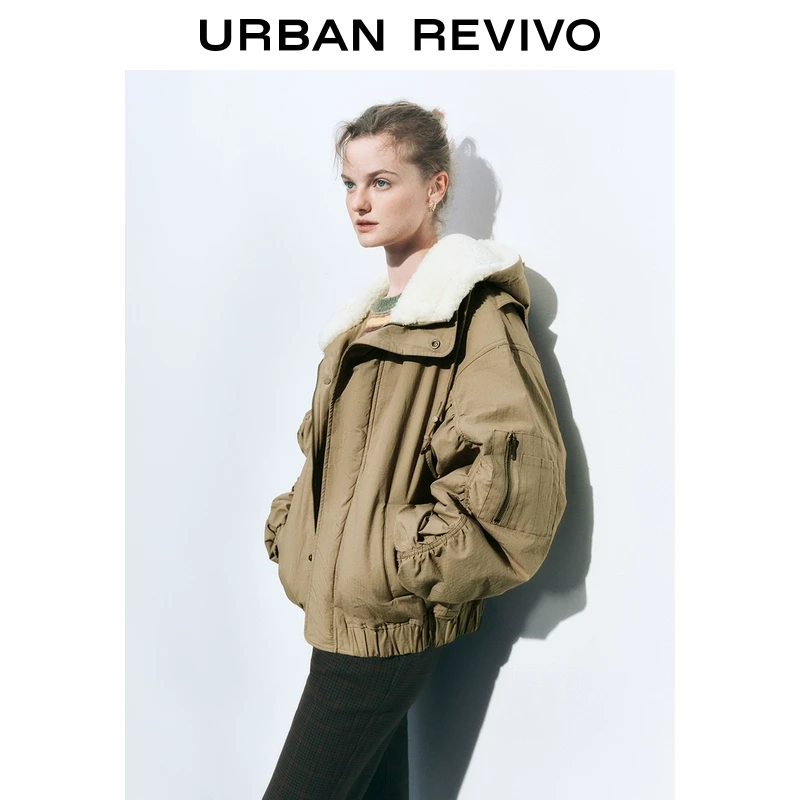 UR冬季新款女装休闲风抽褶宽松连帽棉服外套UYL140011