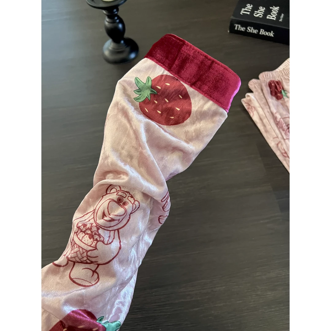 甜美可爱卡通草莓熊金丝绒睡衣女秋冬新款休闲长袖长裤家居服套装