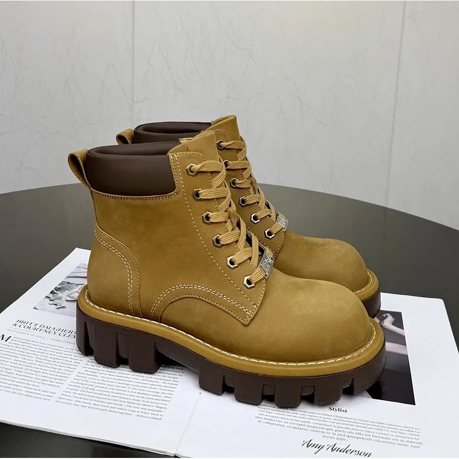 【潮店专属】7153-1冬季新款厚底马丁靴时尚休闲百搭休闲靴