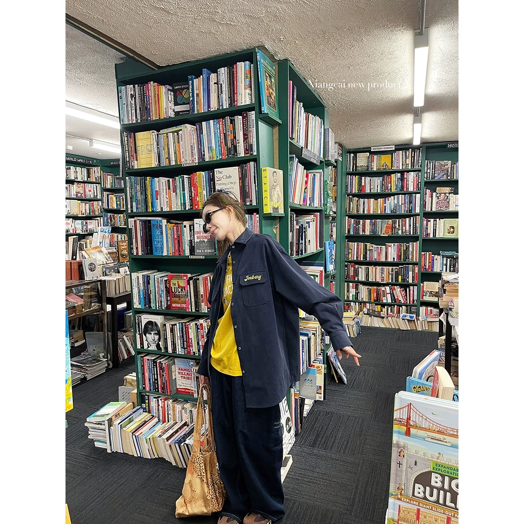 香菜不加辣XIANGCAI 2/11 20点 原创口袋撞色绣花衬衫