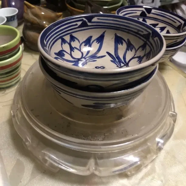 陶瓷手绘碗一对完好