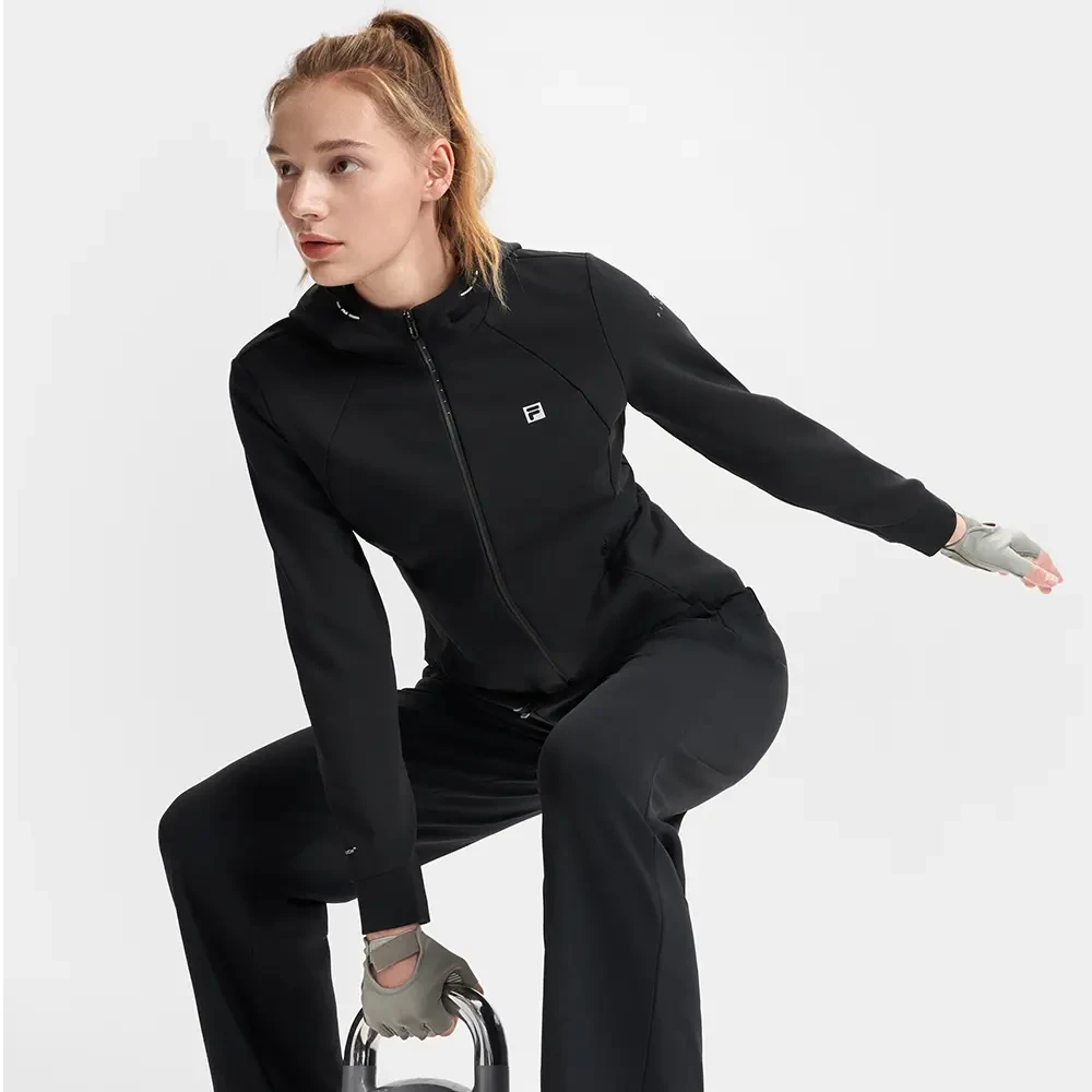 Fila/斐乐春季新款女士【运动休闲修身】针织连帽外套A11W511504F