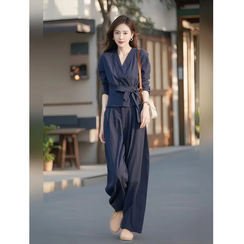 初春上班通勤松弛感穿搭随意慵懒风巨显瘦遮肉酷飒拽姐衬衫套装裤