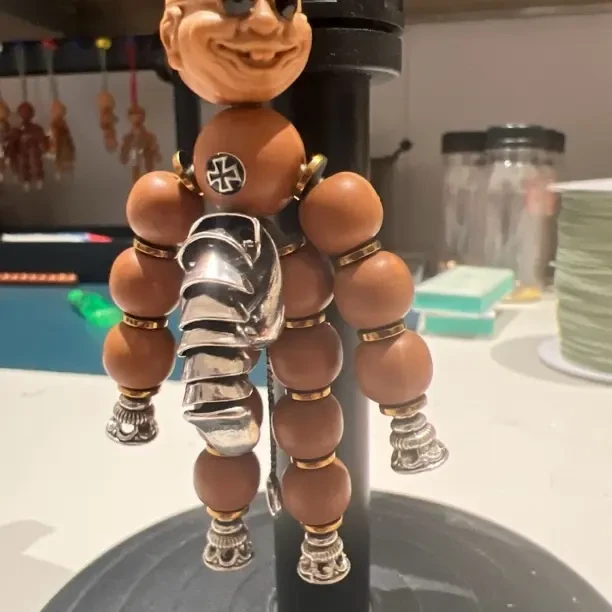 梵乐出品，全品毕业级猴头人偶带小鸡鸡款个性文玩把件偷笑表情