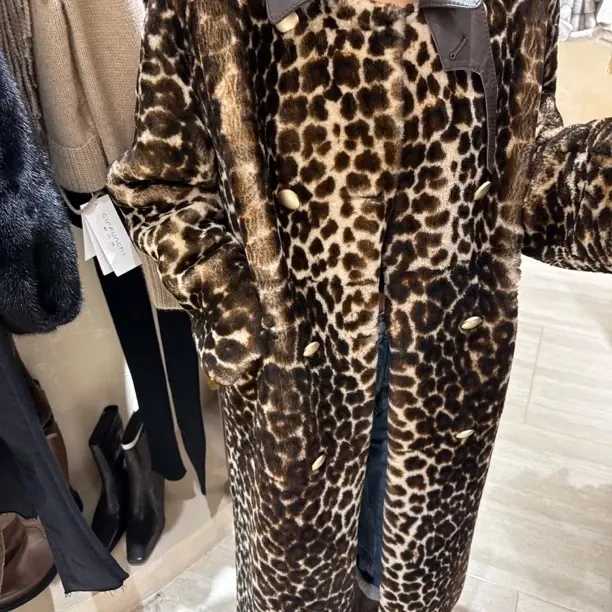 秋冬新款时尚气质长款豹纹宽松外套