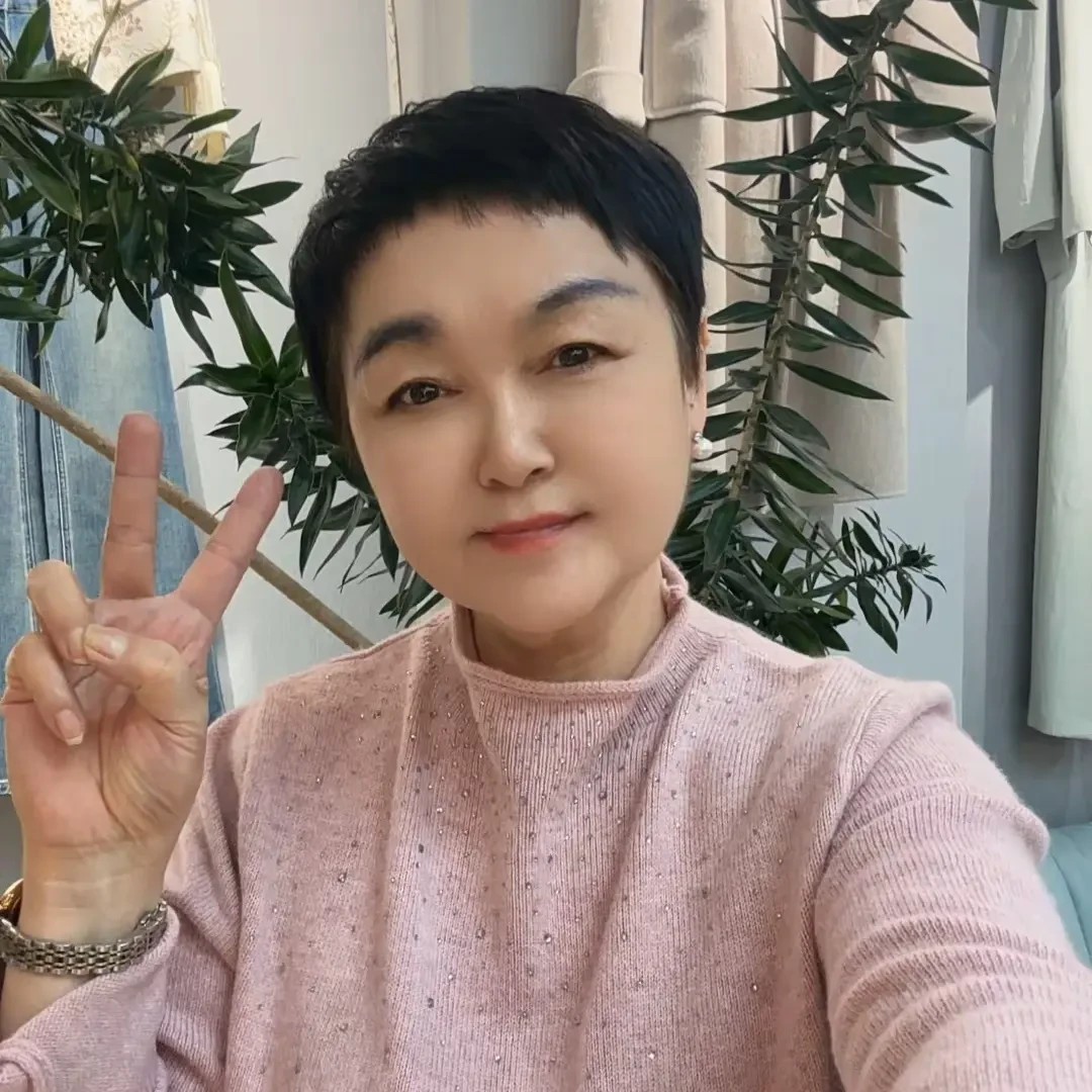 妱茗高品质半高领羊毛衫冬季新款百搭时尚高级