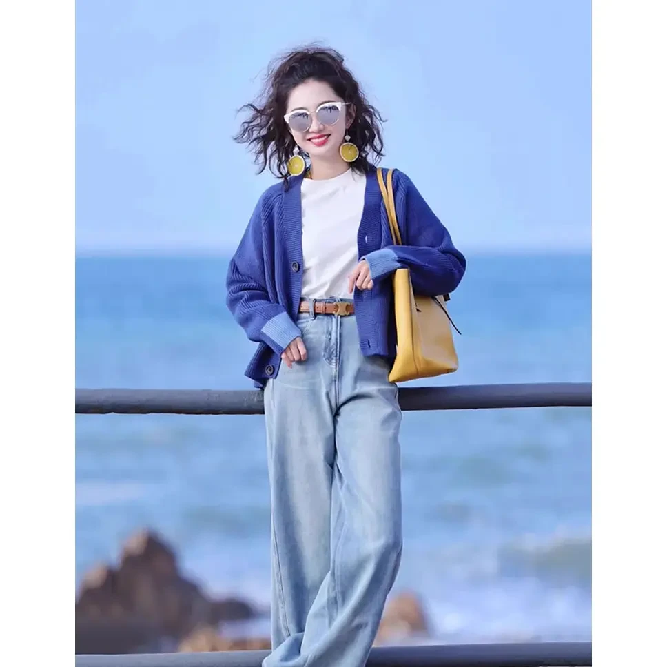 港风复古蓝色毛衣外套宽松显瘦微喇裤套装大码春季茶系穿搭一整套
