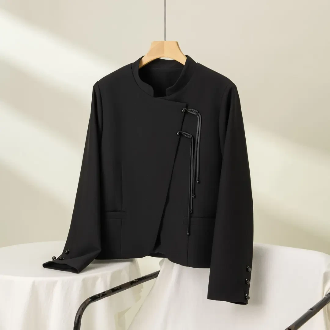 31264新款黑色新中式盘扣西装大码女装不规则设计感外套