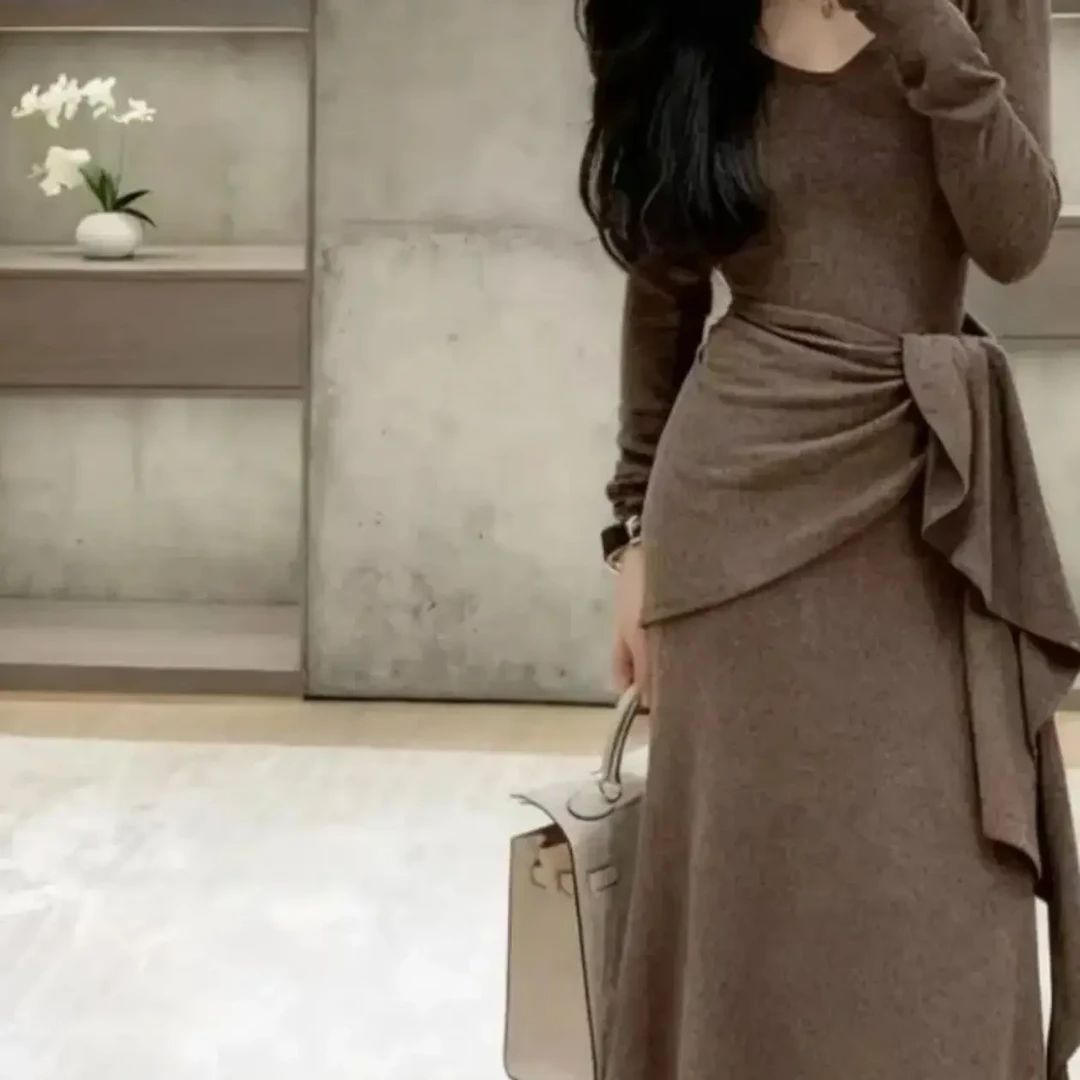 秋季新款法式气质修身显瘦V领包臀长裙