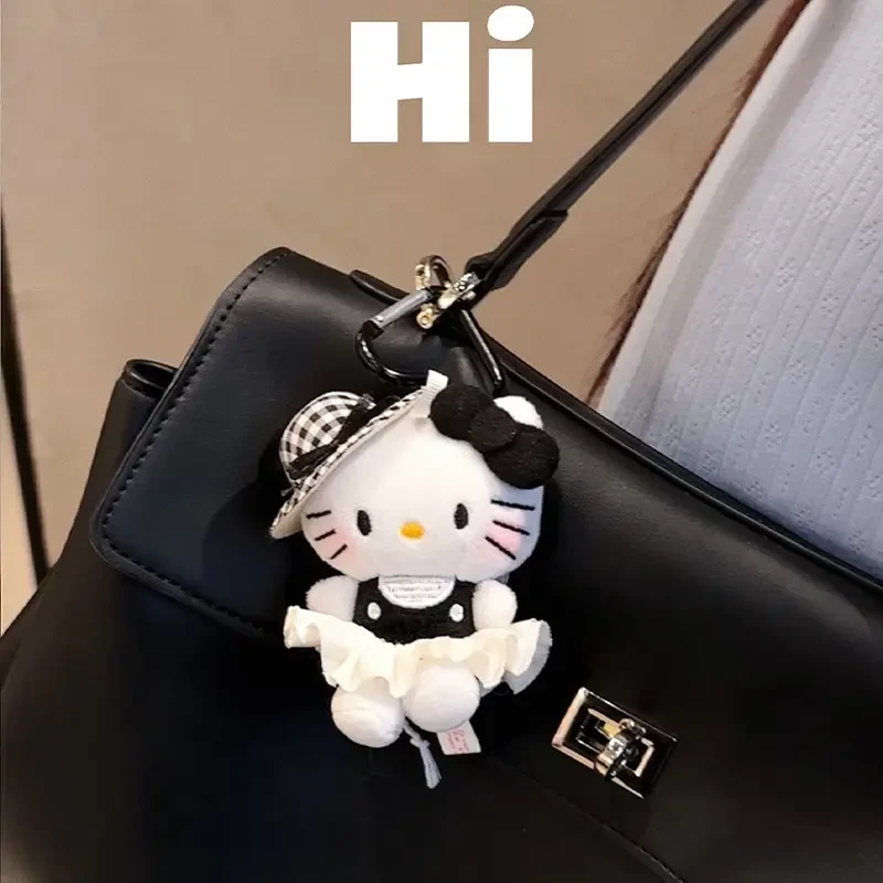 赫本风kitty包挂件可爱毛绒公仔女生创意高级感书包配饰送闺蜜
