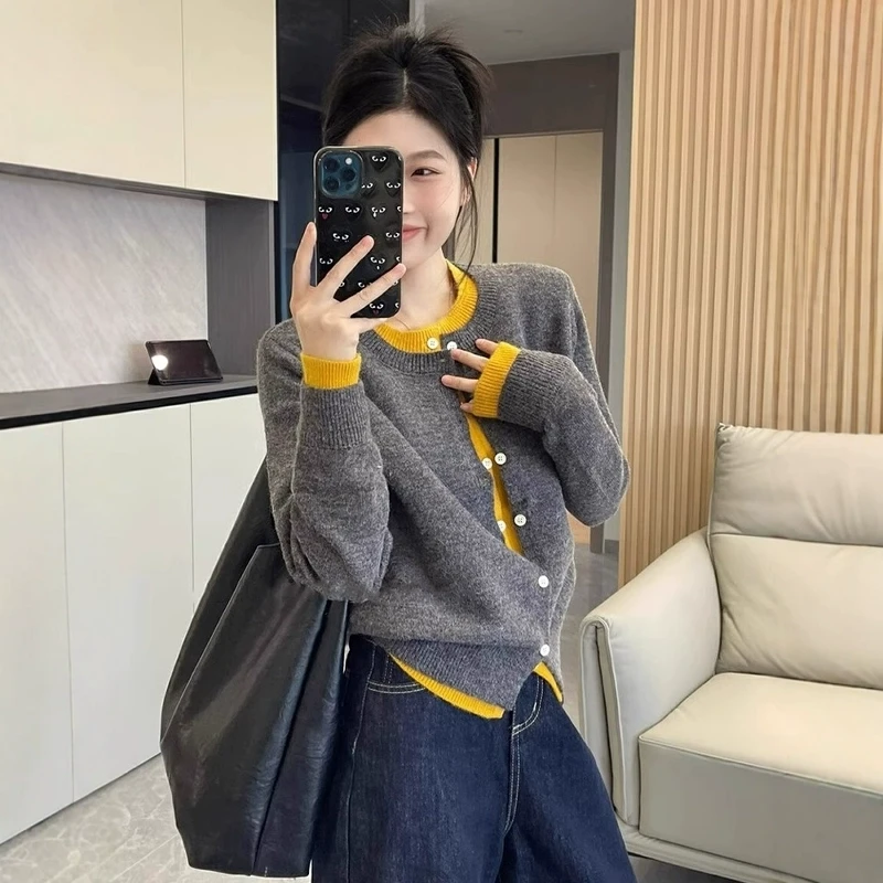 设计感灰色假两件针织开衫女秋冬独特超好看内搭毛衣外套打底上衣