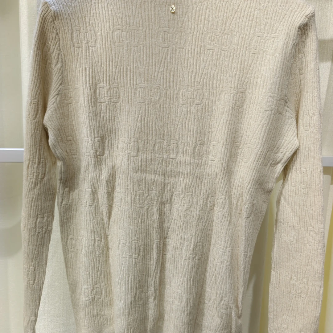 秋冬新款半高领长袖针织打底衫女时尚百搭修身显瘦上衣