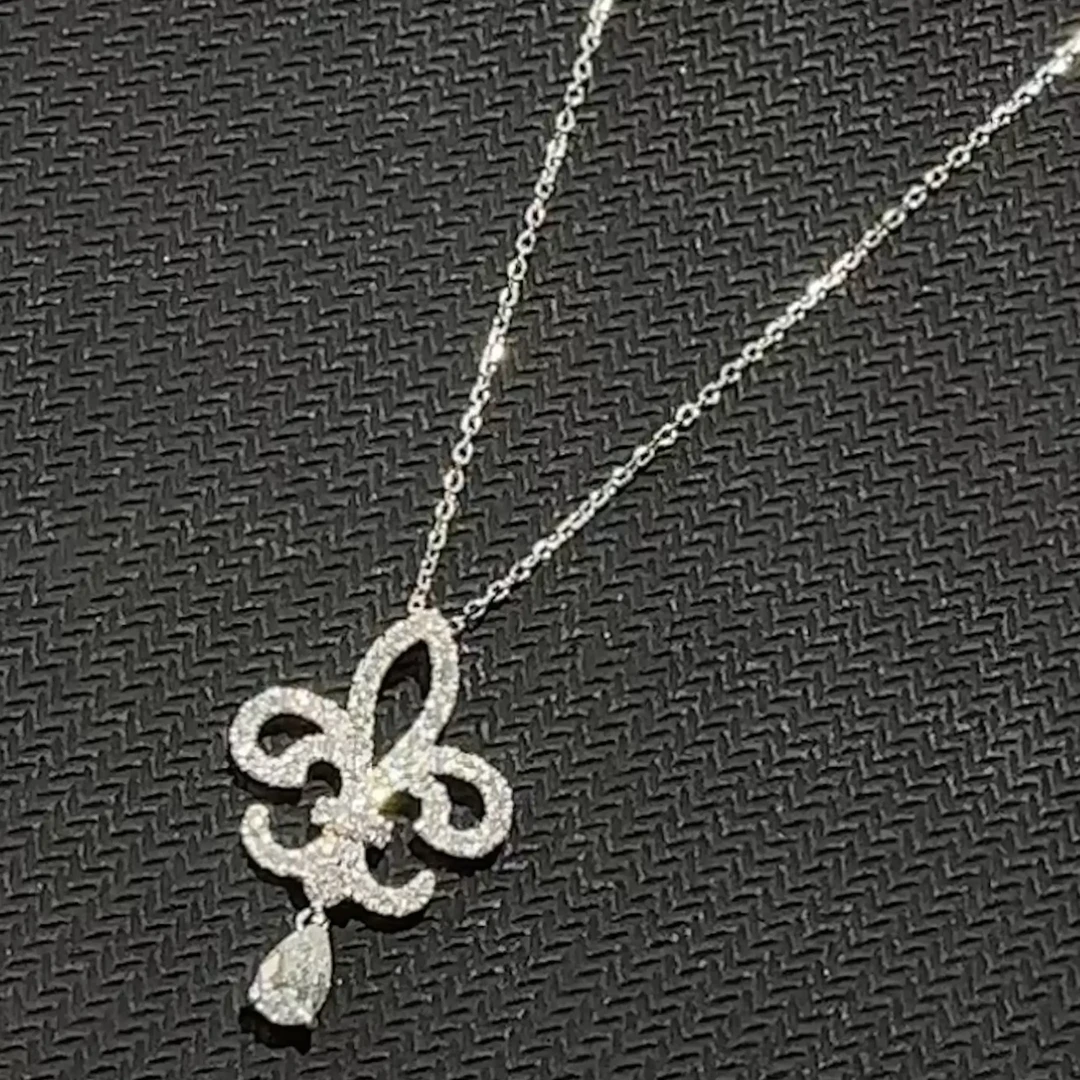 实验室培育钻石PT950超闪鸢尾花吊坠 气质优雅