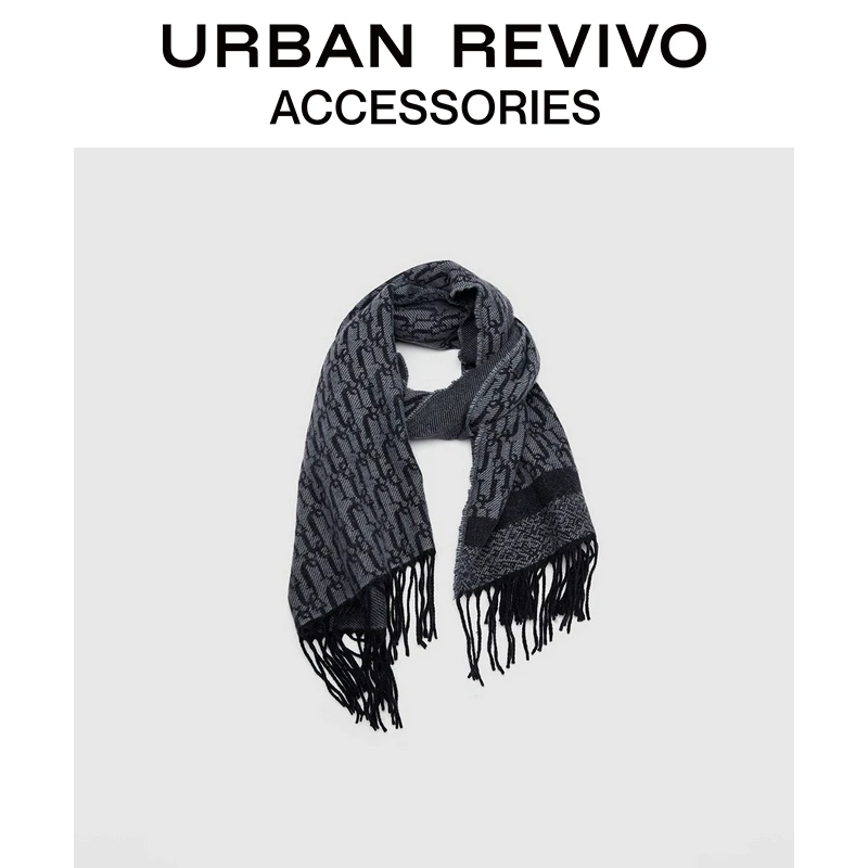 URBAN REVIVO2025秋季新款女经典老花披肩流苏围巾UAWA50037