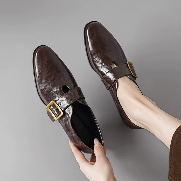 3cm通勤黑色2024冬季圆头青年金属轻便粗跟头层猪皮羊皮深口单鞋