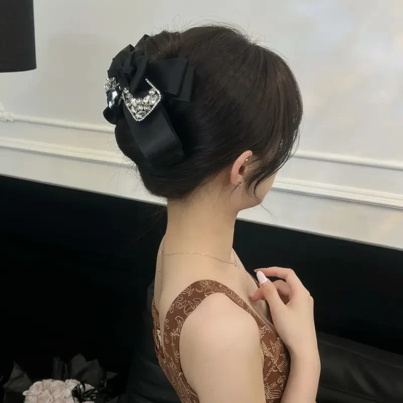 轻奢高级感闪锆蝴蝶结鲨鱼夹抓夹甜美时尚气质后脑勺夹子发饰
