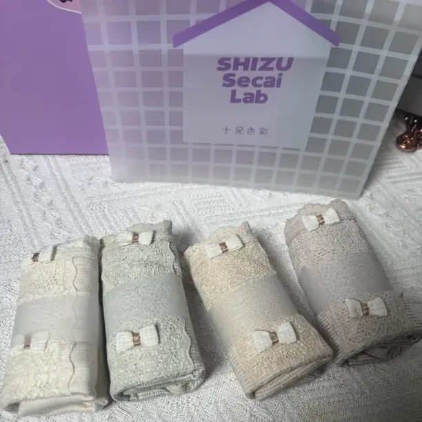 “十足色彩”中腰棉质包臀女士三角内裤舒适透气提臀