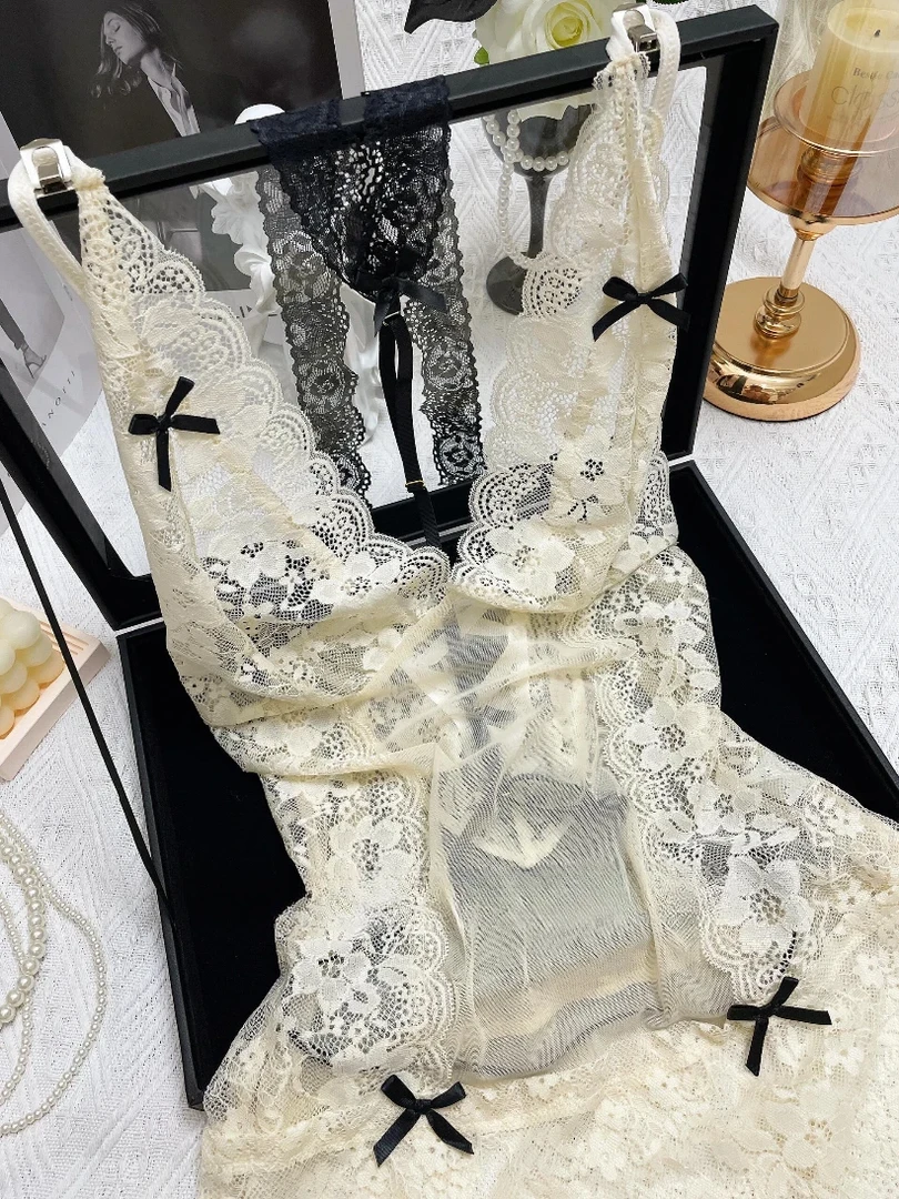 蕾丝深V吊带睡裙性感纯欲睡衣家居服