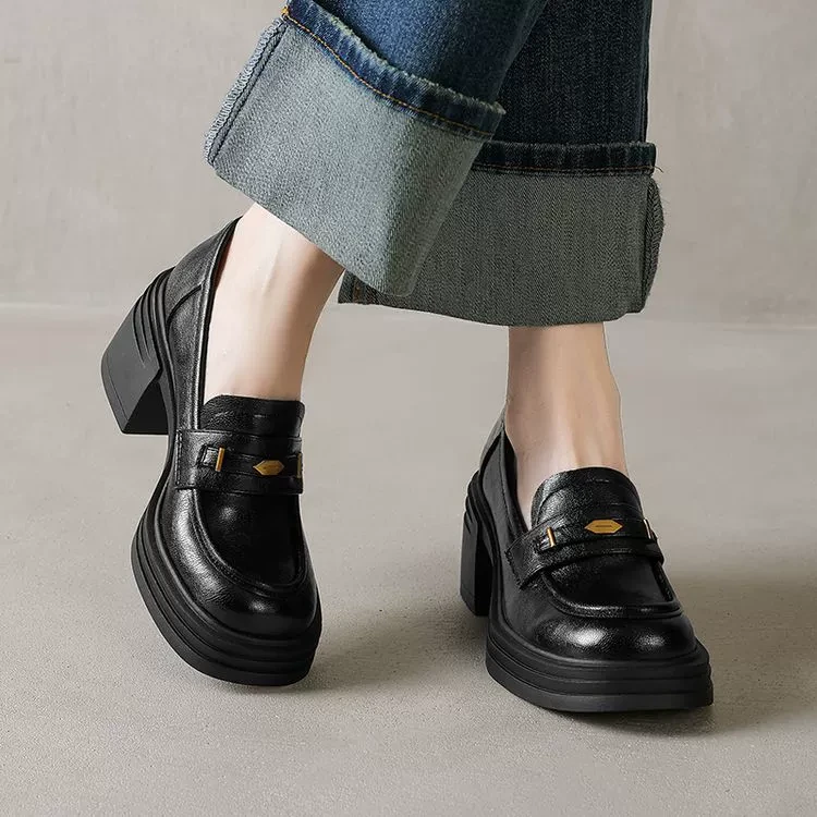 2025年春秋季新款浅口鞋子粗跟中跟女百搭圆头对真皮单鞋