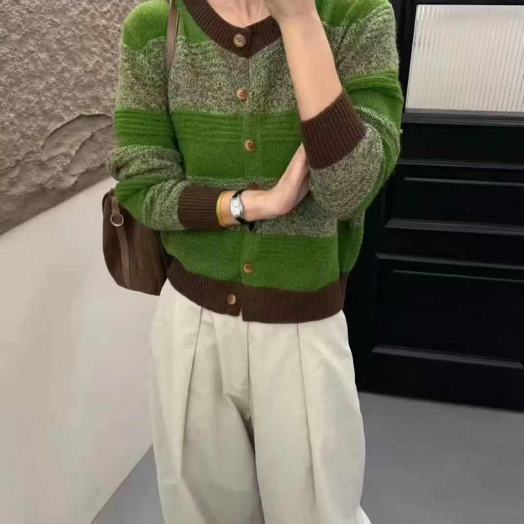 8699女装厚款冬季秋冬秋季毛针织衫条纹宽松型针织混纺