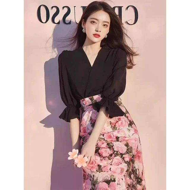 法式赫本风气质名媛高级感显瘦黑色上衣印花半身裙两件套装女夏季