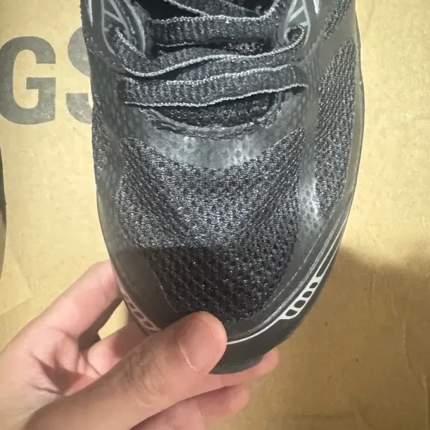 1684时尚休闲运动跑步鞋