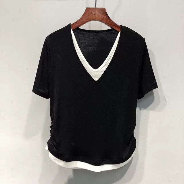 韩系chic别致减龄撞色假两件短袖T恤女夏季小个子正肩V领小衫上衣