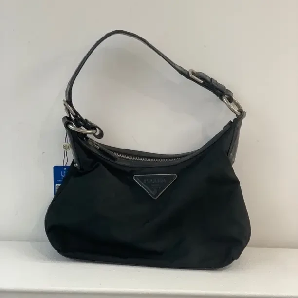 95新 Prada/普拉达 Prada单肩腋下包