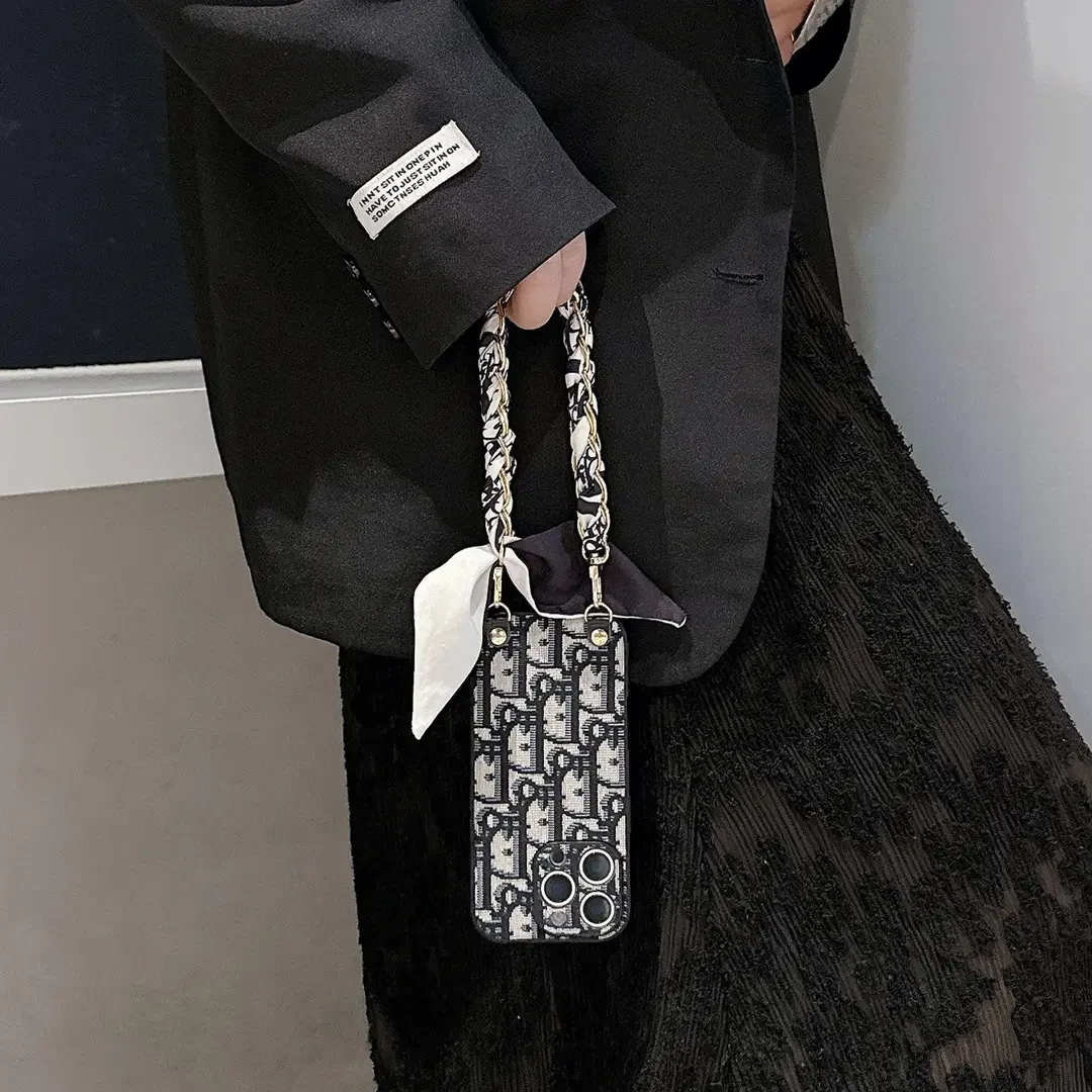 适用苹果VIVO华为荣耀小米三星潮牌OPPO手机壳丝巾手提挂绳保护套