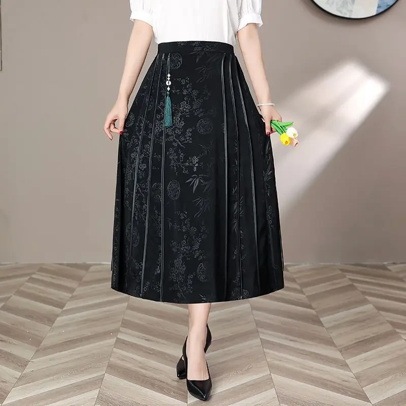 妈妈装新中式提花半身裙女夏季新款复古国风黑色马面裙