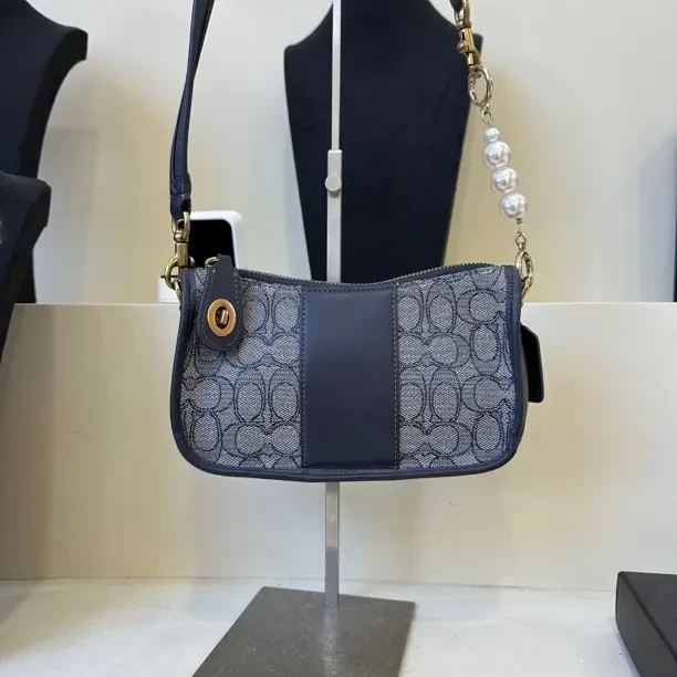 95新 COACH/蔻驰 95新 蔻驰腋下包