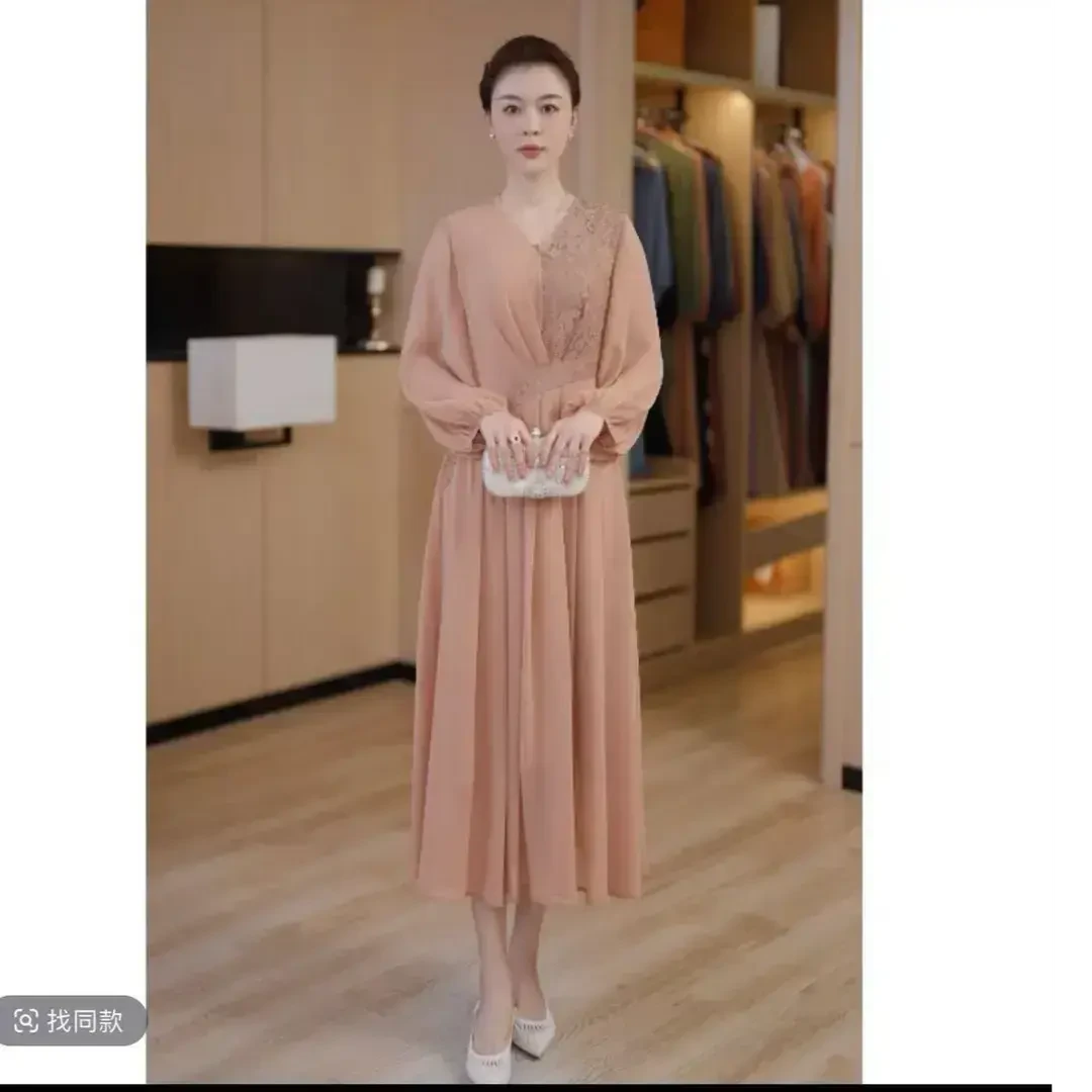 【粉黛佳人】春夏新款气质显瘦中长款时尚连衣裙高贵优雅