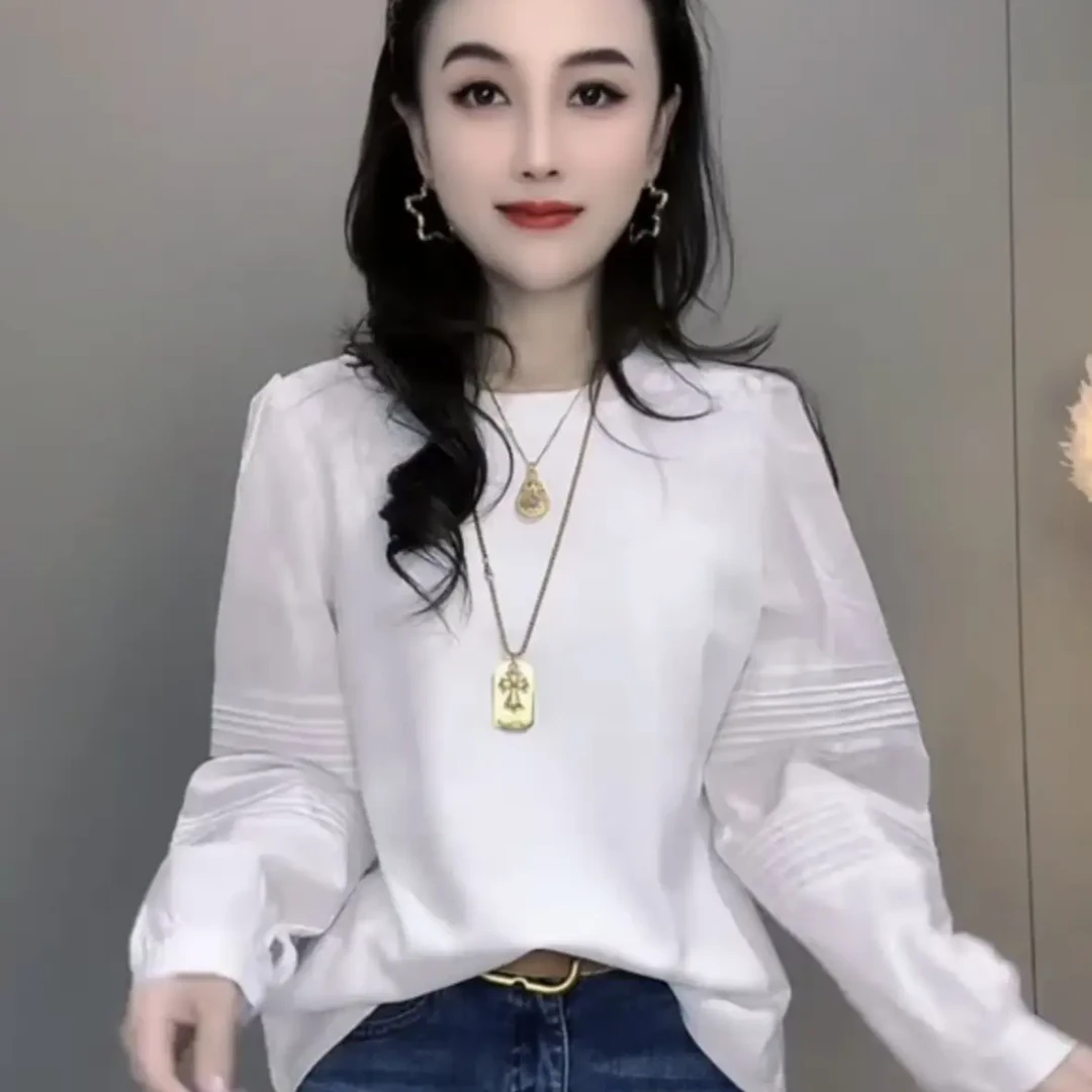 早秋新款时尚潮流显瘦圆领长袖衬衫女宽松高级感小衫上衣