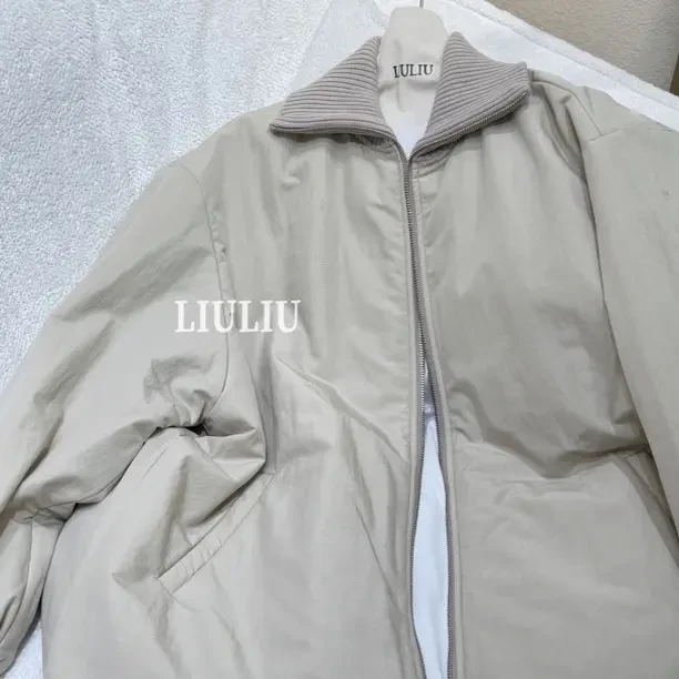 LIULIU 毛线领棉服 (NO退NO换）