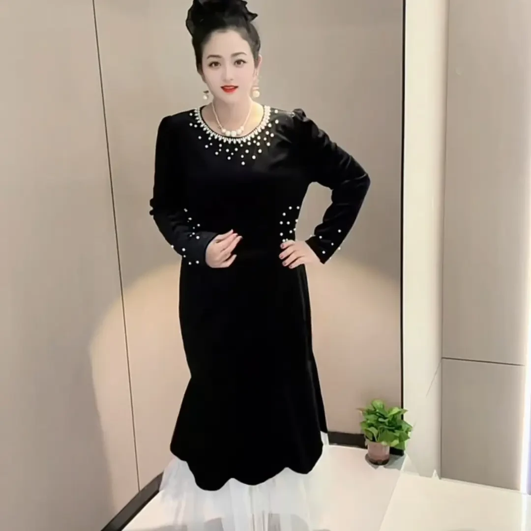 新款钉珠圆领修身不规则丝绒鱼尾显瘦气质连时尚长袖