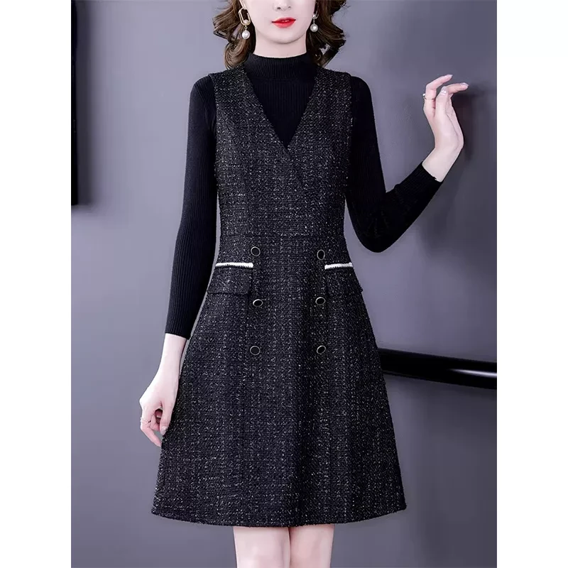 气质时尚毛呢马甲背心连衣裙女秋冬大码显瘦欧货针织打底衫两件套