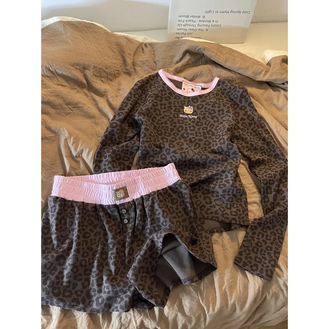 小众甜酷豹纹黑皮kt长袖短裤睡衣女春秋新款大码家居服套装可外穿