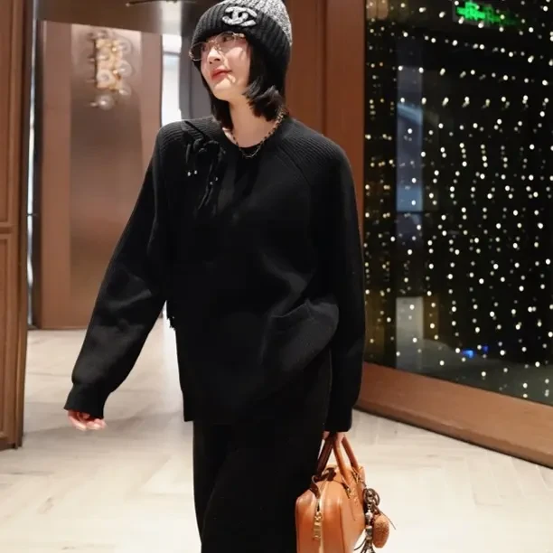 LIVELY.YAN【店铺同款】新中式黑色圆领针织套头毛衣秋冬百搭