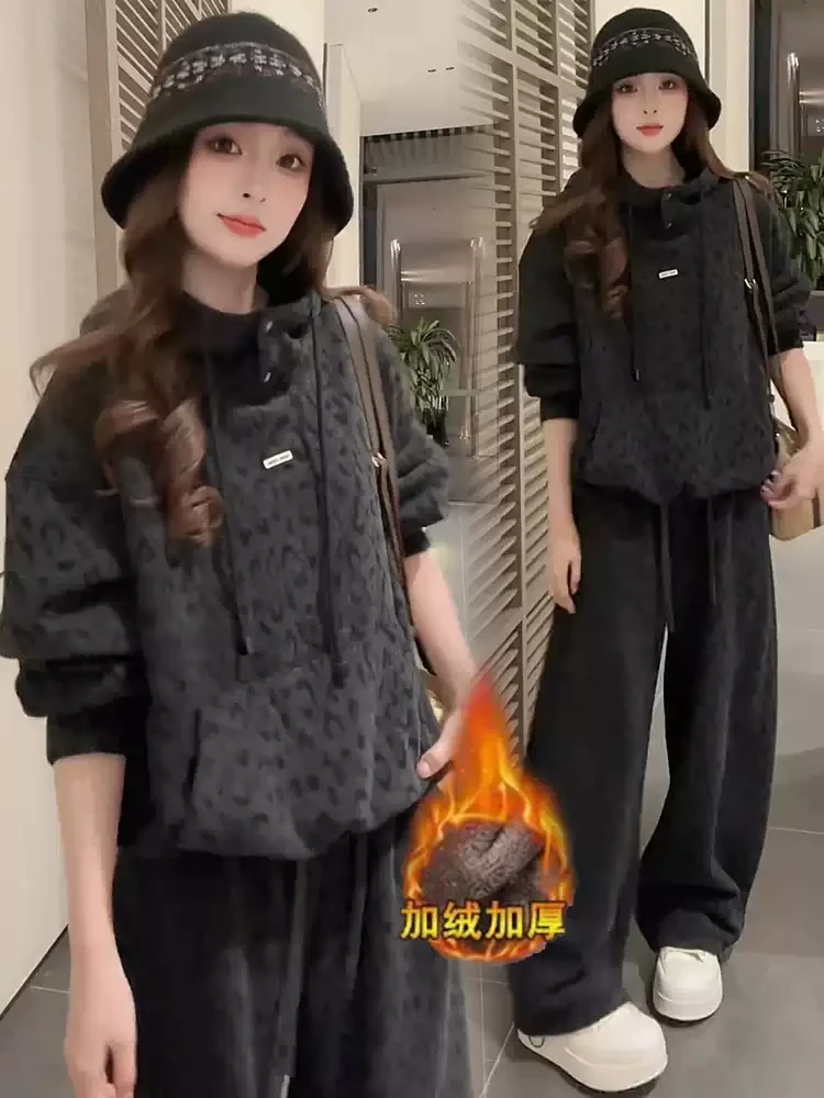 加绒加厚时尚套装女冬季新款洋气豹纹连帽卫衣阔腿裤休闲两件套潮