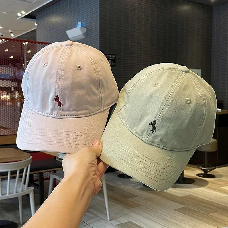 男女同款小马标刺绣软顶棒球帽女纯棉四季款鸭舌帽学生春秋游班帽