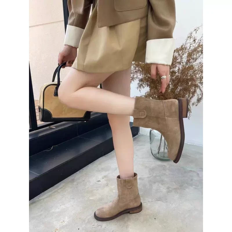 专柜288～巨轻软～平底瘦瘦靴女～洋气百搭舒服5200-2A38B18