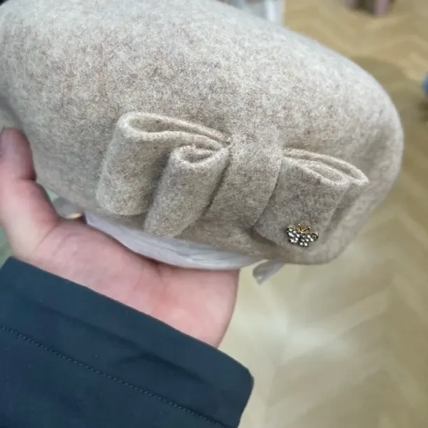 手工贝雷帽女士秋冬韩系百搭显脸小保暖画家帽