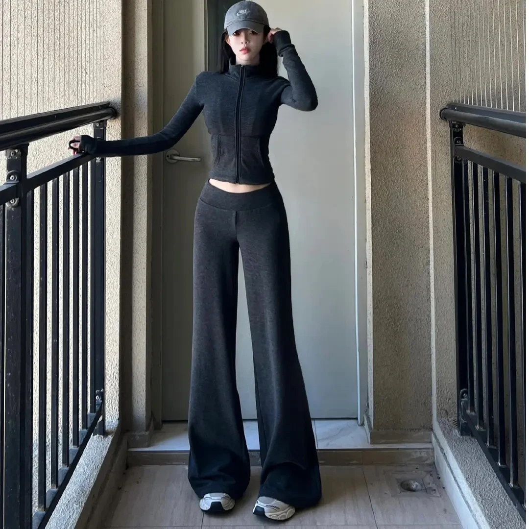 休闲运动套装灰色修身拉链短款卫衣外套女早春季微喇叭长裤两件套