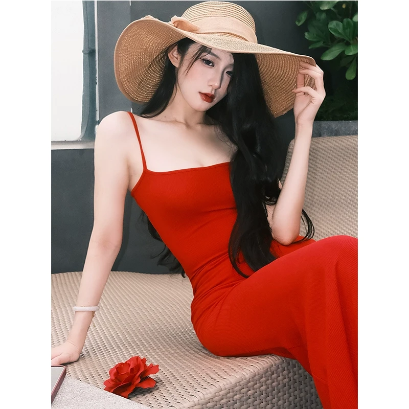 纯欲风辣妹气质吊带连衣裙女春季新款性感收腰显瘦内搭包臀长裙子