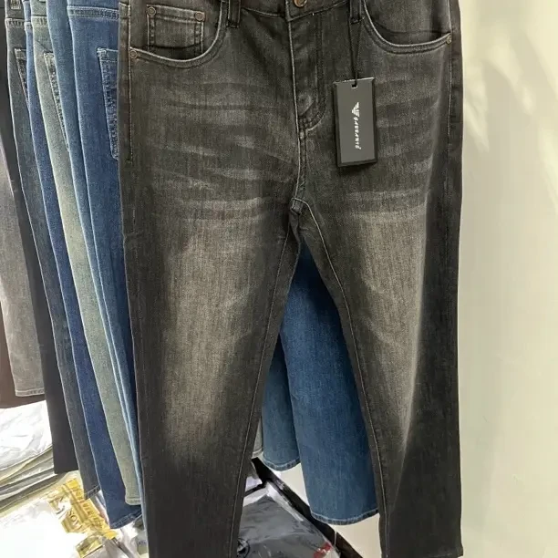 黑灰色男士牛仔裤秋季新款修身直筒弹力水洗休闲百搭舒适长裤