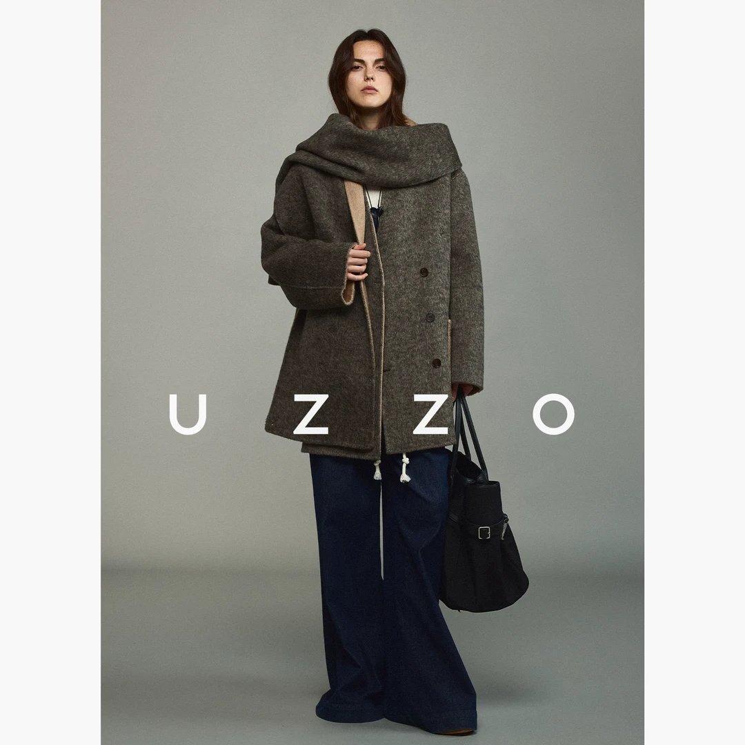 UZZO量感造型AB面拼色双排扣中长款围巾式毛呢外套女双面呢大衣