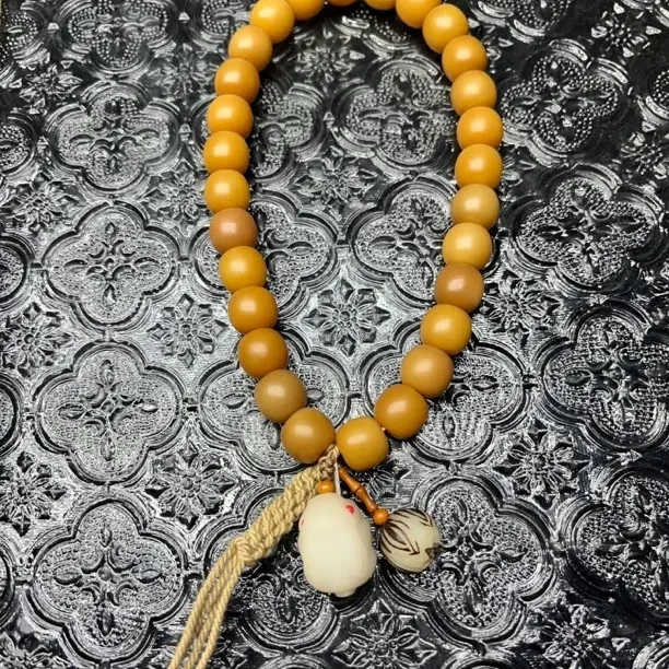 原生态菩提根天然风化小白兔带皮菩提配饰