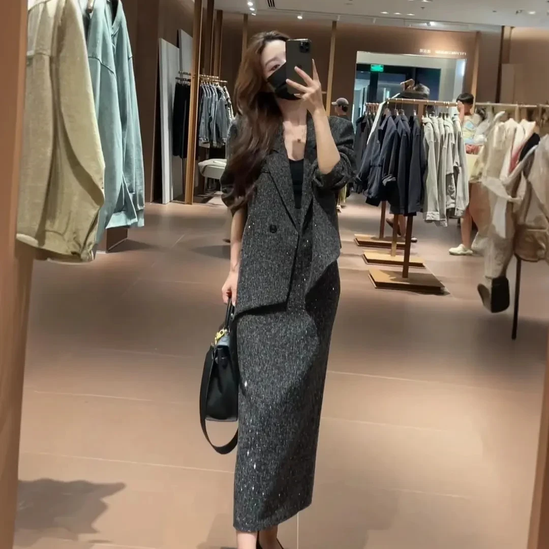 时尚套装裙女洋气显瘦镶钻外套半身裙减龄两件套